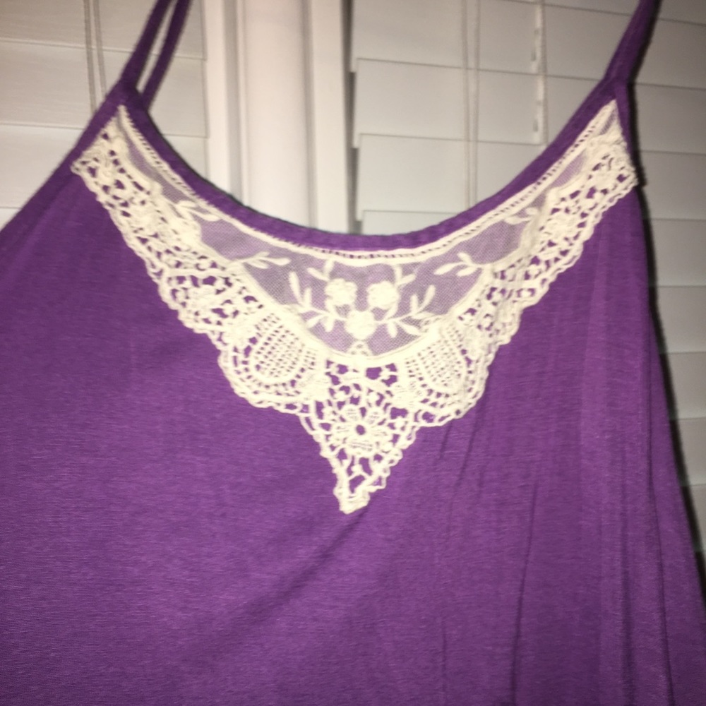 Purple top - Picture 2 of 3